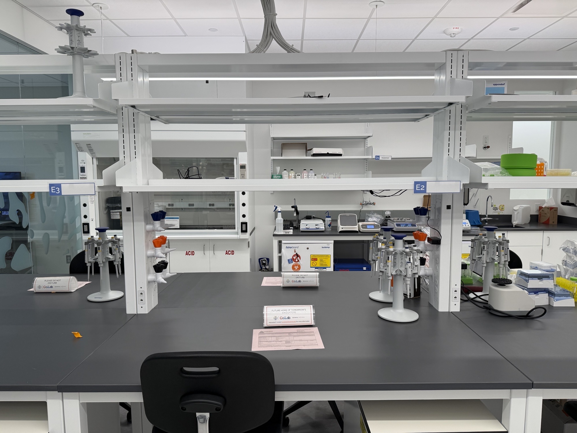 an image of a lab at the Bayer co.lab healthcare innovation lab in Cambridge Massachusetts
